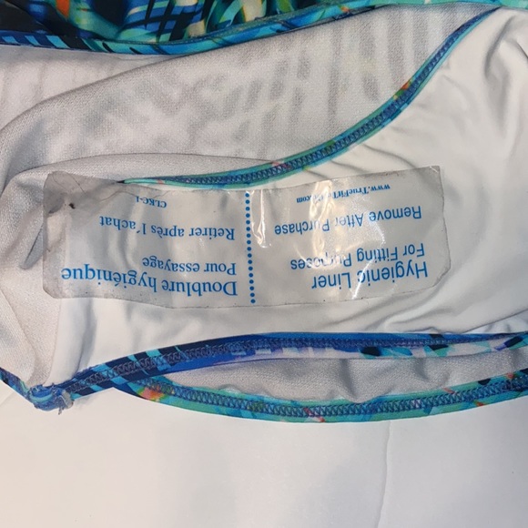 New with tag Kenneth Cole New York size XL one piece swimsuit 🩱 - Picture 10 of 10